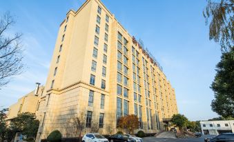 New Continental June House Hotel