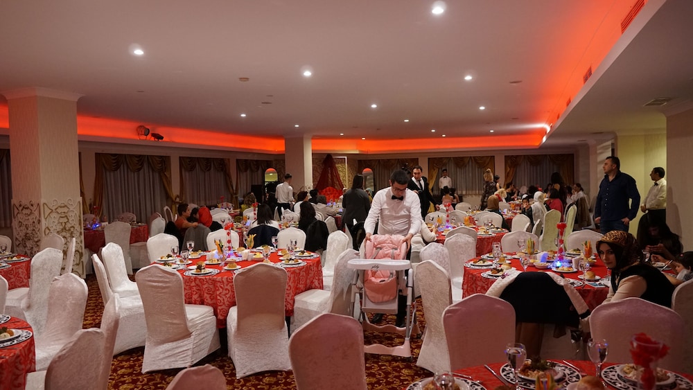 Asrin Park Hotel & Spa Convention Center