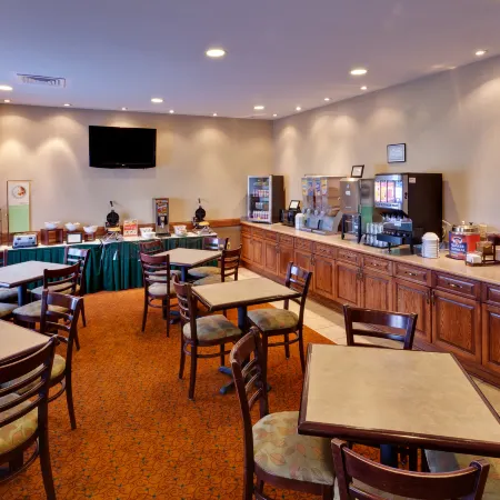 La Quinta Inn & Suites by Wyndham Chattanooga North - Hixson
