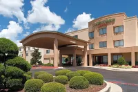 Courtyard Texarkana Hotels in Texarkana