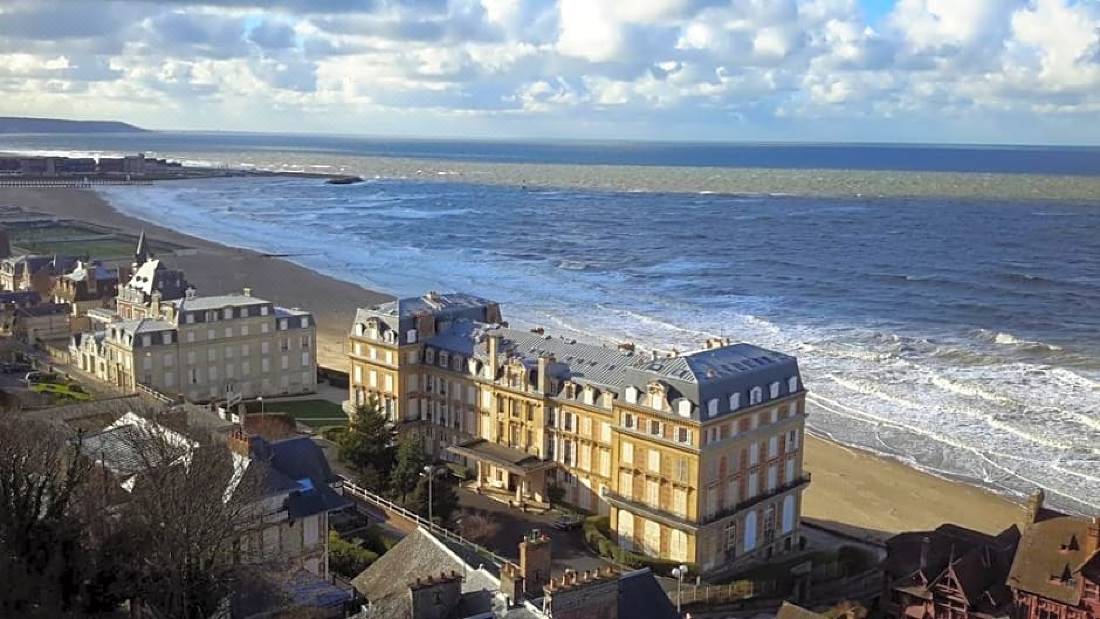Résidence Pierre & Vacances Les Tamaris-Trouville-sur-Mer Updated 2022 Room  Price-Reviews & Deals | Trip.com