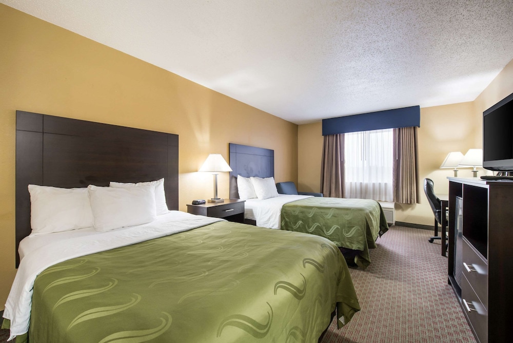 Quality Inn & Suites Menomonie