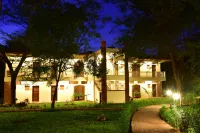 Hunters Lodge Hotels in 