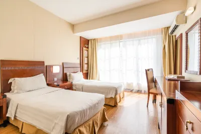 Celyn Hotel City Mall Hotel dekat Shalom Valley Park