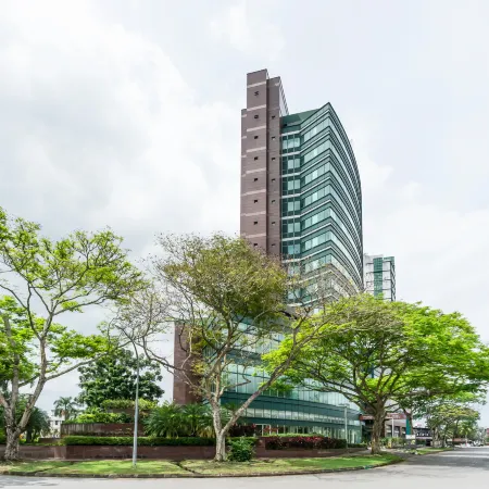 Hock Lee Hotel & Residences