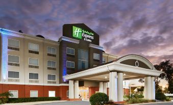 Holiday Inn Express & Suites Palatka Northwest