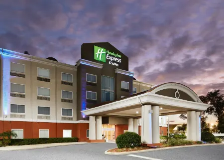 Holiday Inn Express & Suites Palatka Northwest Отели в г. Палатка