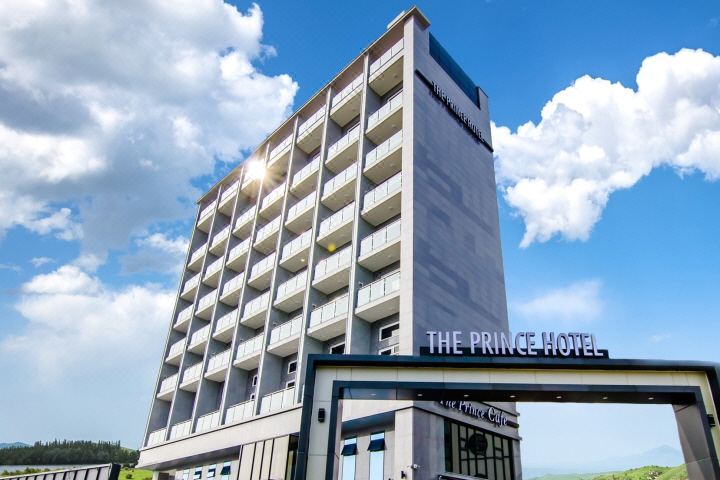 더 프린스 호텔 오션뷰 객실