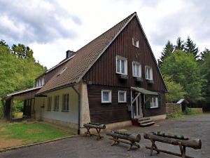 Spacious Holiday Home Near the Ski Area