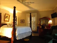 The Tuna Blue Inn and Restaurant