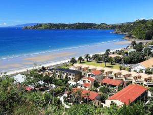 Onetangi Beach Apartments