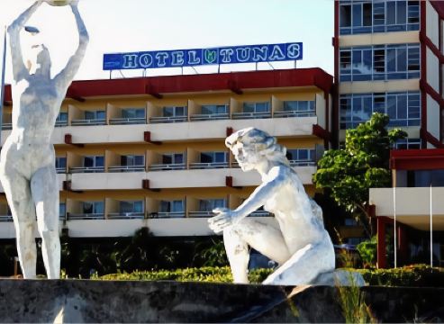 Hotel Tunas