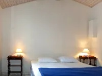 Les Brisans - Homestays