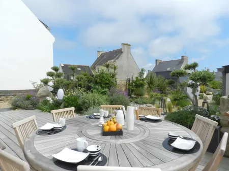 Le Ménez Отели в г. Пенмарш