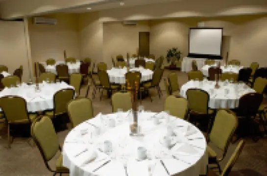 Best Western Plus Dartmouth Hotel  Suites