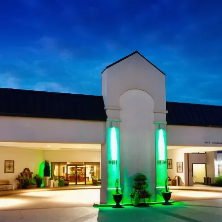 Best Western Plus Madison-Huntsville Hotel