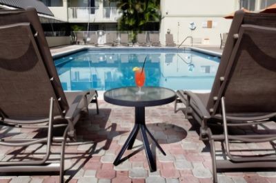 Outdoor Swimming Pool Lauderdale by the Sea Resort Photo