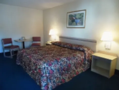 Travelodge by Wyndham Los Banos CA