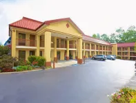 Super 8 by Wyndham Decatur/Dntn/Atlanta Area Hotels in Decatur