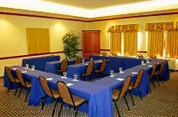 Best Western Plus Suites-Greenville