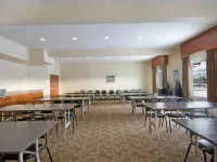 Best Western Plus Peppertree Inn at Omak Hotels in Omak