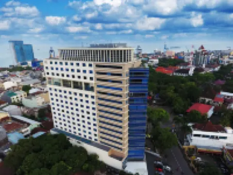 Aston Makassar Hotel & Convention Center Hotels in Makassar