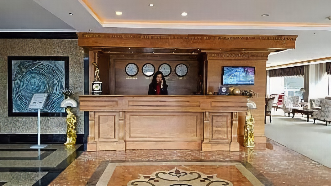 Panagia Suite Hotel