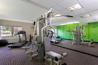 La Quinta Inn & Suites by Wyndham Orlando Airport North - Gym