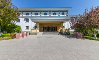 Kuitun Hotel - Housity