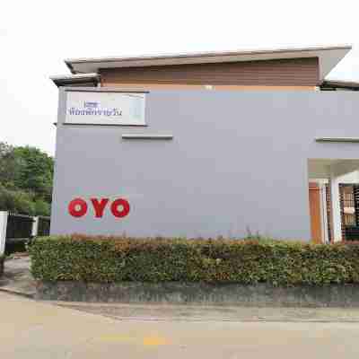 OYO 873 Smart and Smile Apartment Hotel Exterior