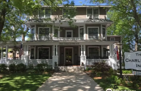 查爾斯頓酒店