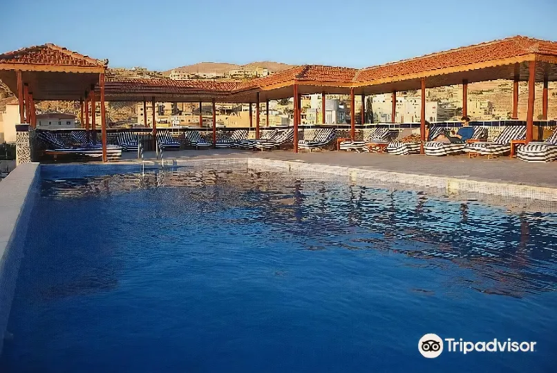 Petra Moon Hotel