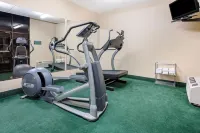 Sandpoint Hotel & Suites Downtown - Gym