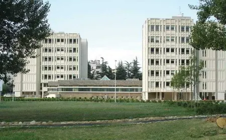 Wall Art Hotel & Residence