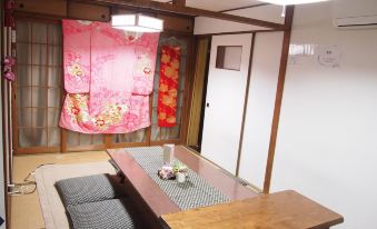 Guesthouse Usagi-Momiji - Hostel