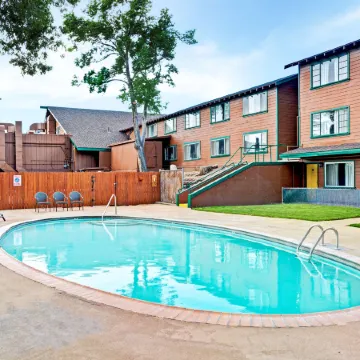 Topaz Lodge