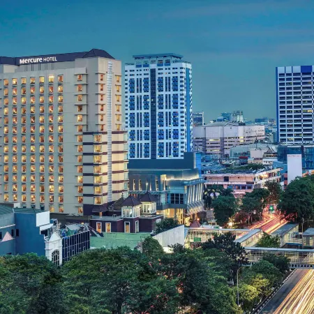 Mercure Jakarta Kota Отели рядом с достопримечательностью «Музей Маритайм»