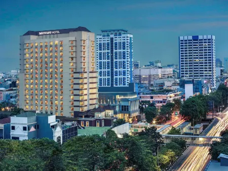 Mercure Jakarta Kota Отели рядом с достопримечательностью «Музей текстиля»