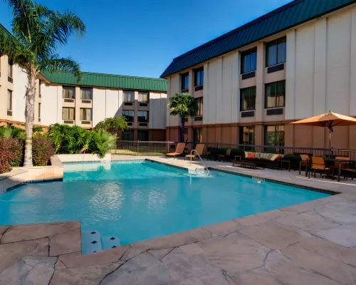 Heritage Place Houston Brookhollow Các khách sạn gần Nhà máy bia Karbach Brewing