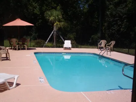 Western Motel Inn and Suites Hazelhurst Отели в г. Хазлхерст