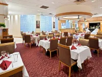 Holiday Inn & Suites VANCOUVER DOWNTOWN by IHG Hotels near Vancouver Museum