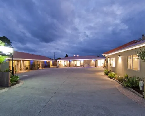The Olive Motel Hotels in Coromandel
