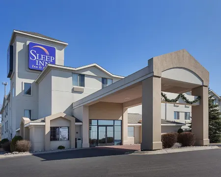 Sleep Inn & Suites Bay View Acme - Traverse City