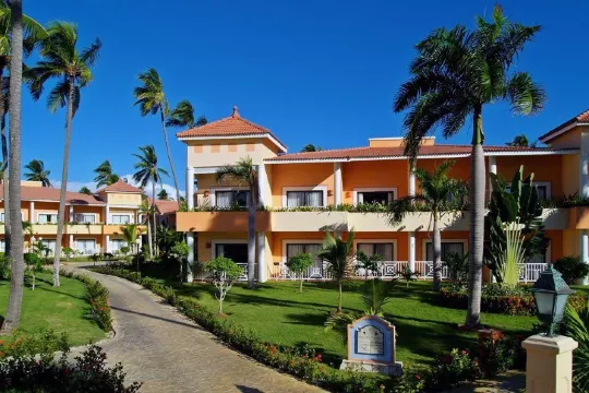 蓬塔卡納巴伊亞普林西比大酒店