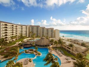 Hotel Emporio Cancún optional All-Inclusive