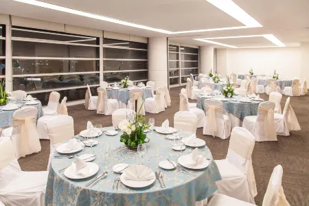 NH Mexico City Valle Dorado Отели в г. Тлалнепантла