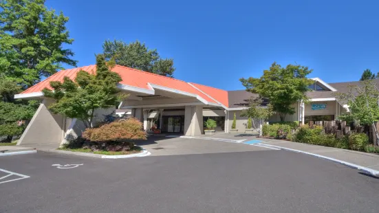 Ashland Hills Hotel & Suites