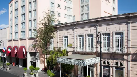 阿瓜斯卡連特斯弗朗西亞酒店 in 阿瓜斯卡連特斯