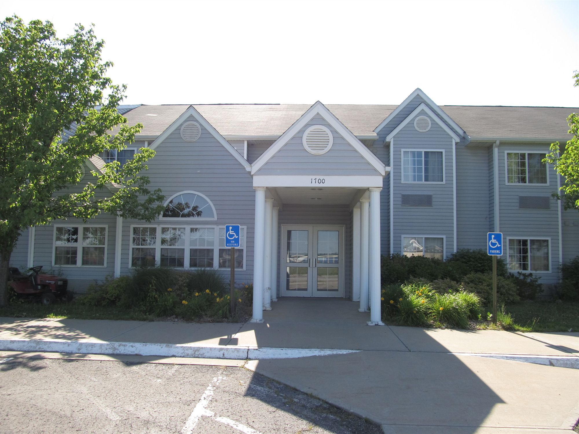 Americas Best Value Inn & Suites Maryville