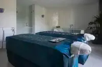 Pier Sixty-Six - Hot Tub